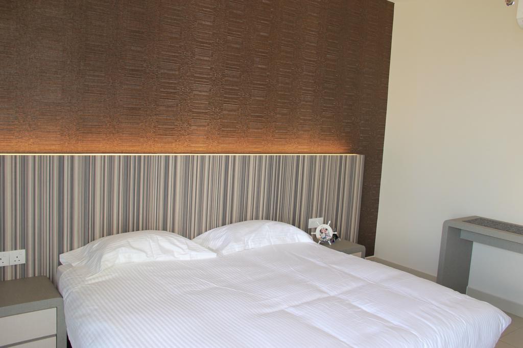 Setia Inn Suites Service Residence Сетия-Алам Экстерьер фото